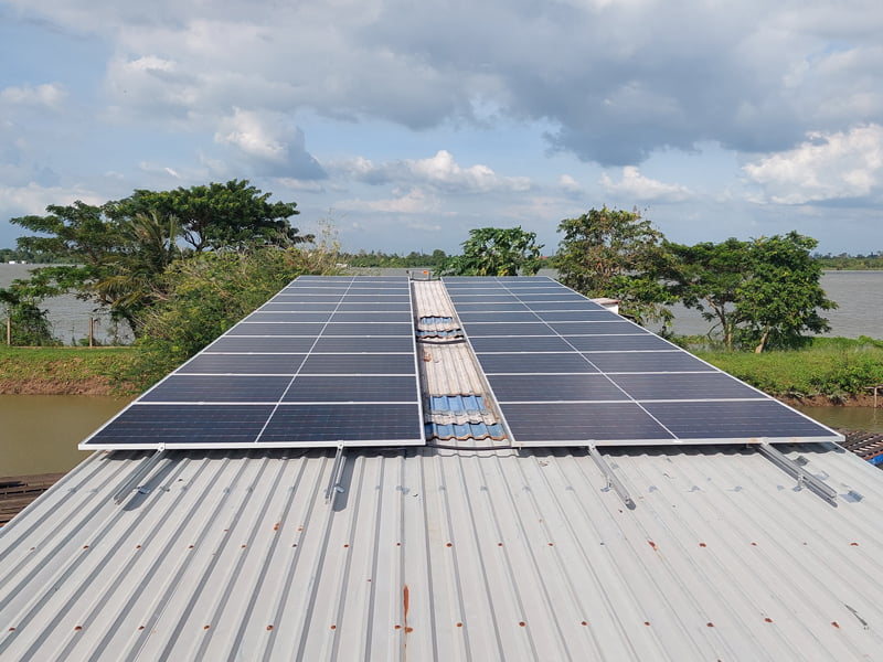 Hợp bộ solar lưu trữ All In One TLE P8-E14-SKY tại vùng nuôi Mỹ Xương, thành phố Sa Đéc, tỉnh Đồng Tháp. 14 solarweb3