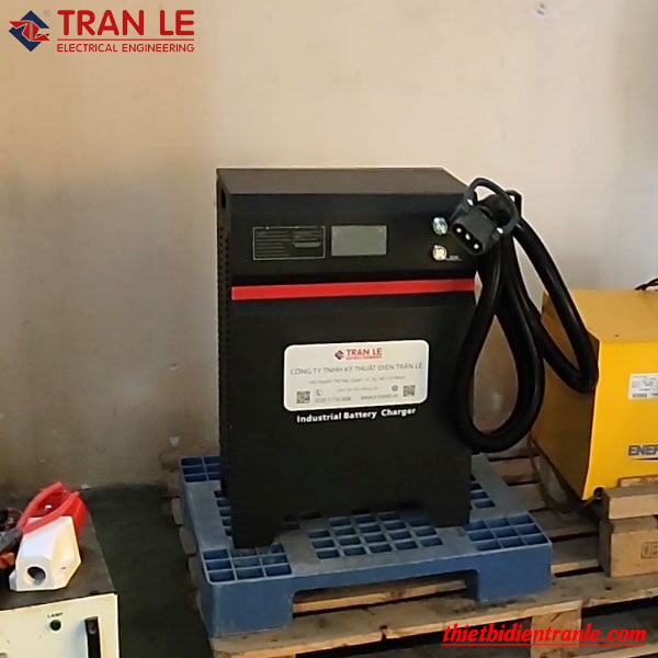 Bộ sạc nhanh ắc quy lithium xe nâng điện